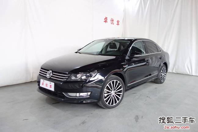 大众帕萨特2014款1.8TSI DSG 30周年纪念版