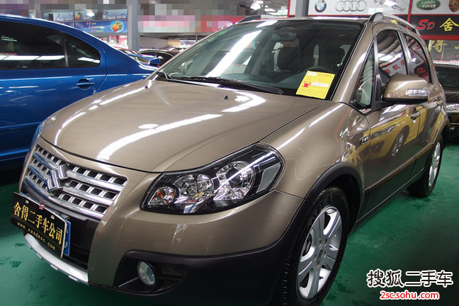 铃木天语SX42012款1.6L 手动锐骑运动型