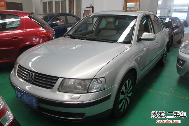 大众帕萨特领驭2003款2.8V6 豪华型自动5速