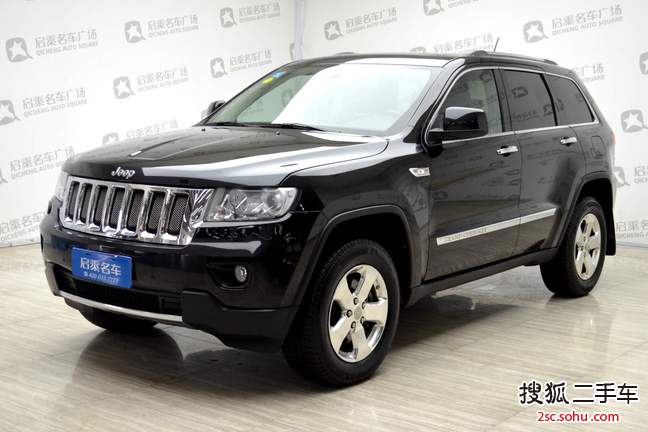 Jeep大切诺基2012款3.6L 豪华导航版