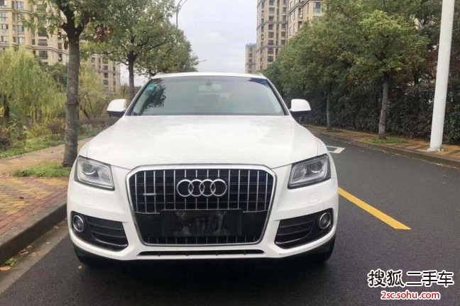 奥迪Q52015款40 TFSI 技术型