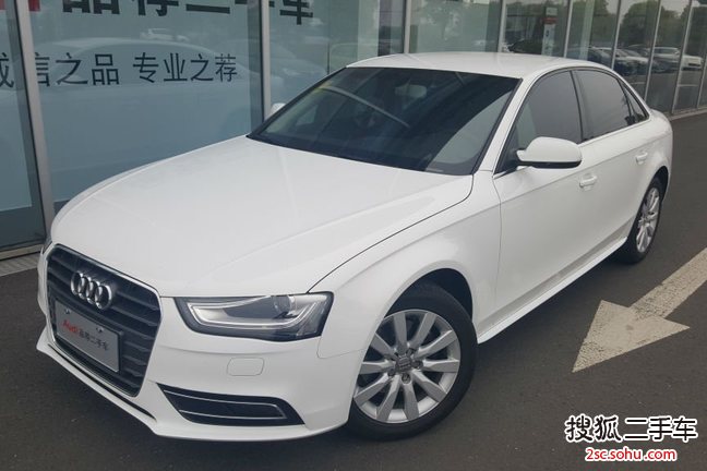 奥迪A4L2013款35 TFSI 自动标准型