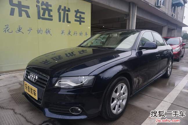 奥迪A4L2010款2.0TFSI 舒适型