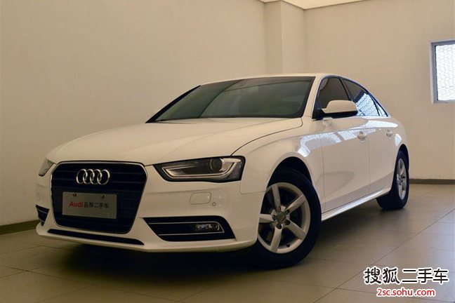 奥迪A4L2013款35 TFSI 自动标准型