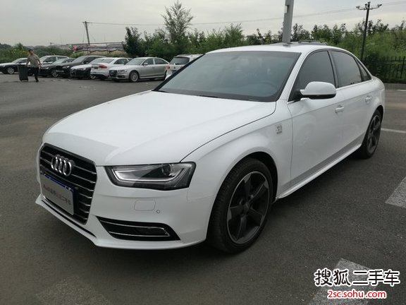 奥迪A4L2016款35 TFSI 自动舒适型