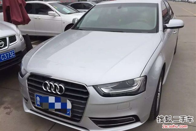 奥迪A4L2013款35 TFSI 自动标准型