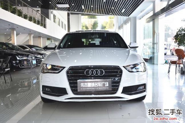 奥迪A4L2016款35 TFSI 自动技术型