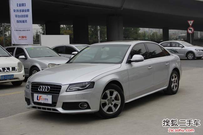 奥迪A4L2010款2.0TFSI 技术型