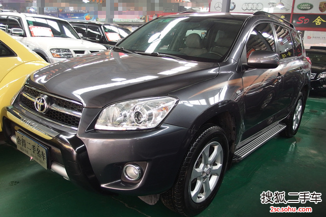 丰田RAV42011款2.0L 自动豪华版