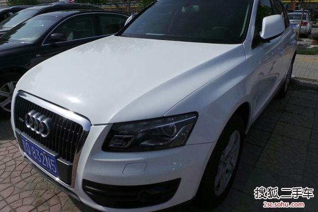 奥迪Q52010款2.0TFSI 技术型