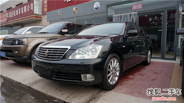 丰田皇冠2007款3.0L Royal Saloon时尚导航