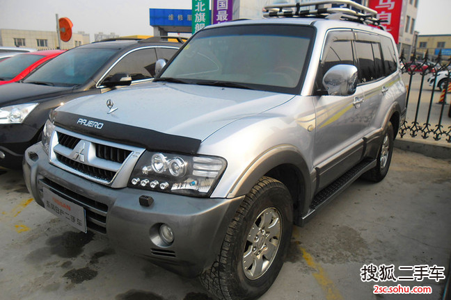 三菱帕杰罗2008款3.0 GLS 自动 四驱