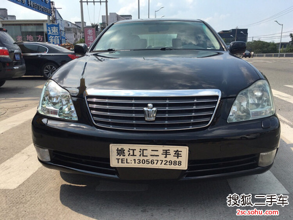 丰田皇冠2006款2.5L Royal 真皮版