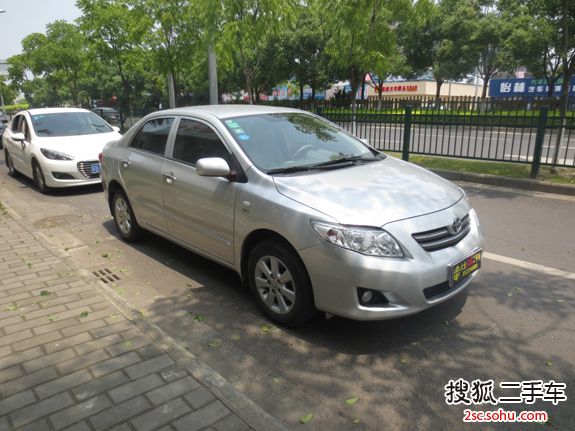 丰田卡罗拉2009款1.6L GL 手动