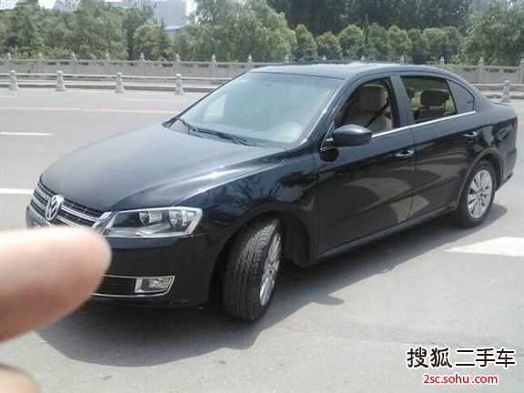 大众朗逸2013款1.4TSI DSG 豪华导航版