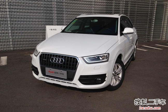 奥迪Q32013款35 TFSI 舒适型