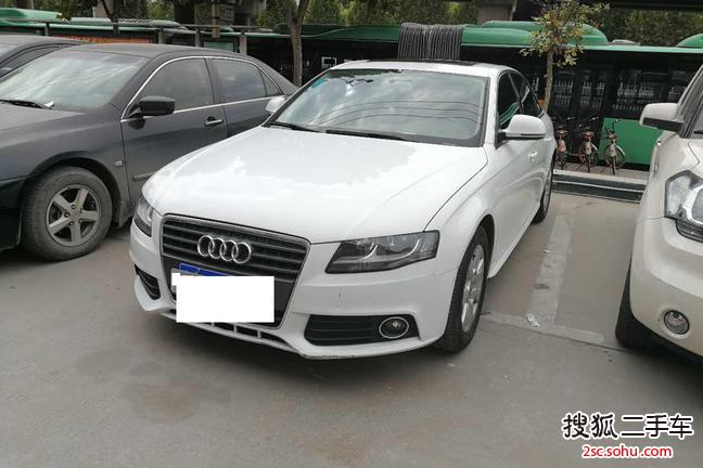 奥迪A4L2011款1.8TFSI 舒适型