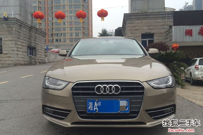 奥迪A4L2015款35 TFSI 自动技术型