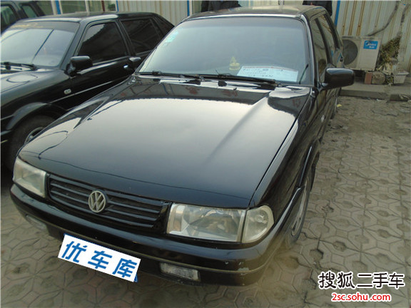 大众桑塔纳2001款2000 GLS 手动