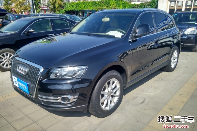 奥迪Q52010款2.0TFSI 豪华型