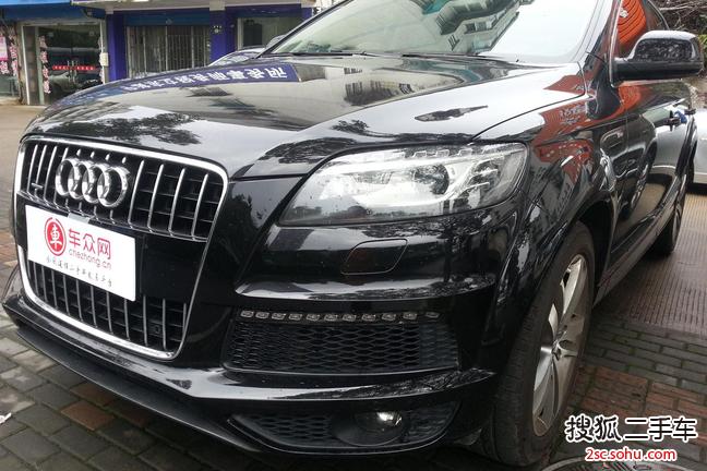 奥迪Q72011款3.0TFSI 专享型(L)