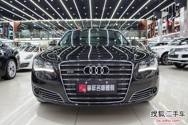 奥迪A8L2013款45 TFSI quattro舒适型