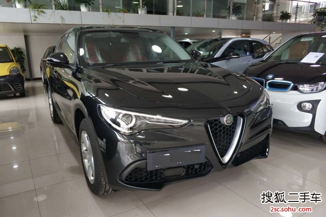 阿尔法罗密欧Stelvio2017款2.0T 280HP 豪华版