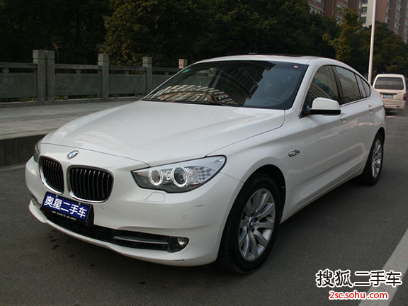 宝马5系GT2011款535i 豪华型