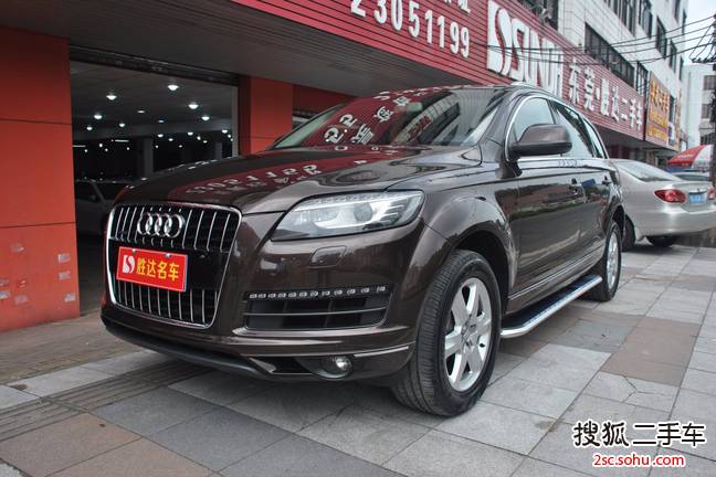 奥迪Q72012款3.0TFSI 技术型(245KW)