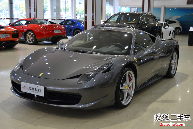 法拉利4582011款4.5L Italia