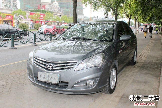 现代悦动2011款1.6L 手动舒适型