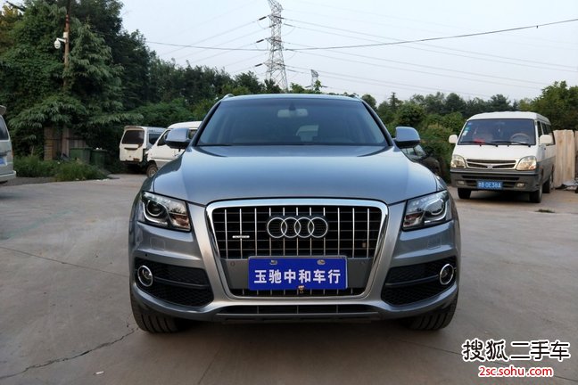 奥迪Q52010款2.0TFSI 运动款(进口)