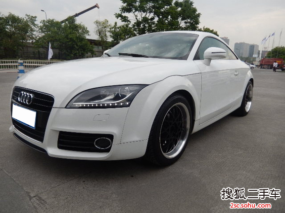 奥迪TT2012款TT Roadster 2.0TFSI quattro典雅版