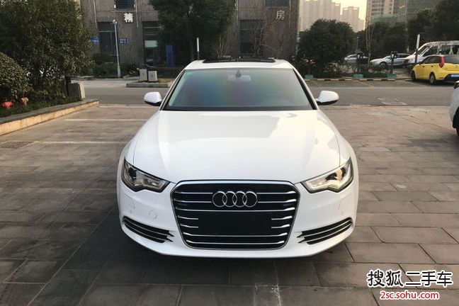 奥迪A6L2015款35 FSI quattro 技术型