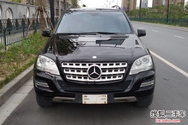 奔驰M级2012款ML300 4MATIC