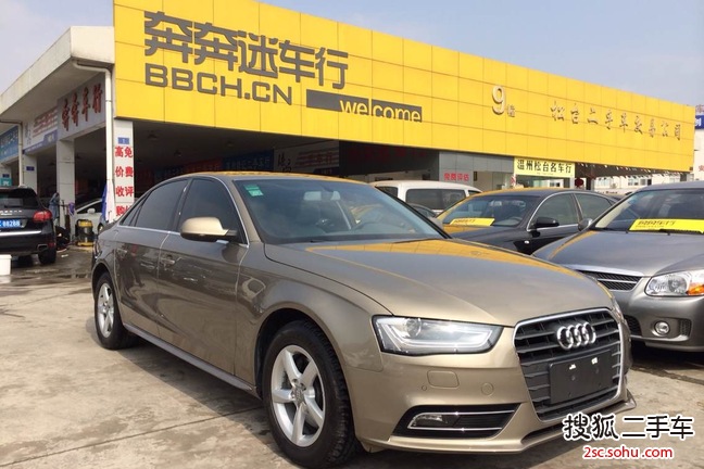 奥迪A4L2013款35 TFSI(2.0T)自动舒适型