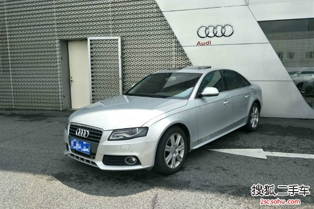 奥迪A4L2010款2.0TFSI 豪华型