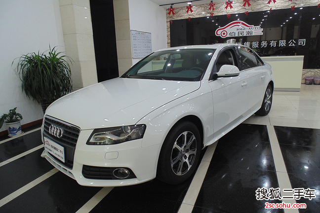 奥迪A4L2011款2.0TFSI 舒适型