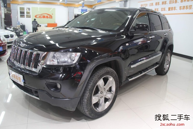 Jeep大切诺基2011款5.7L 旗舰导航版