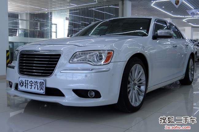 克莱斯勒3002012款300C 3.6L 豪华版