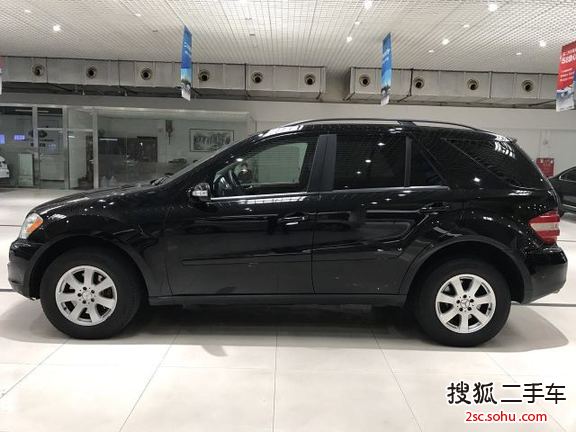 奔驰M级2006款ML350 special edition