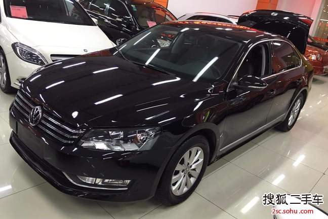 大众帕萨特2014款1.8TSI 自动尊荣版