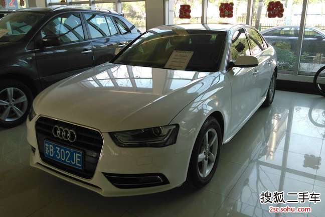 奥迪A4L2013款35 TFSI 自动标准型