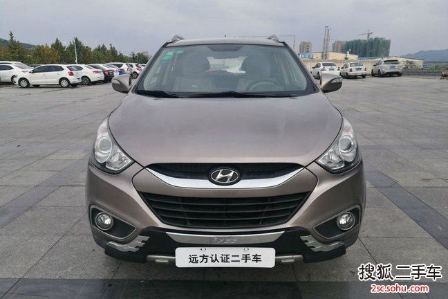 现代ix352010款2.0L 手动两驱新锐版GL 