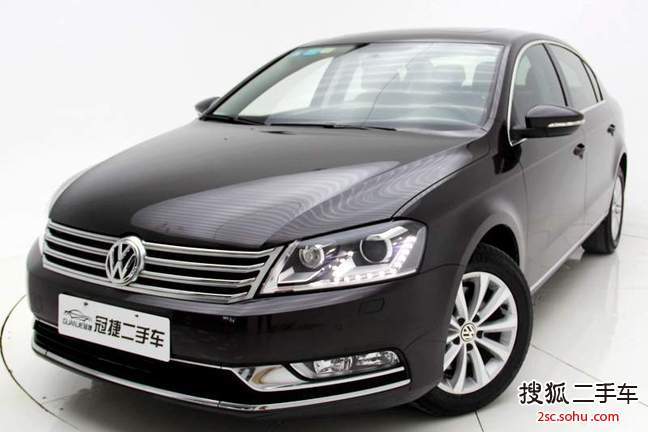 大众迈腾2012款2.0TSI DSG 豪华型