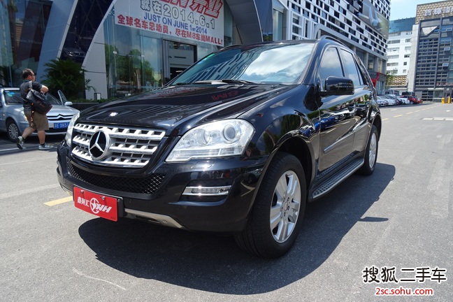 奔驰M级2010款ML300 4MATIC