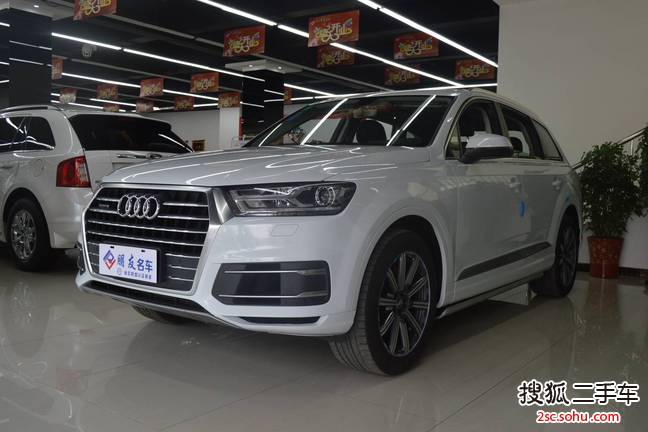 奥迪Q72016款40 TFSI 舒适型