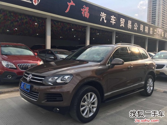 大众途锐2012款3.0TSI R-Line 高配型