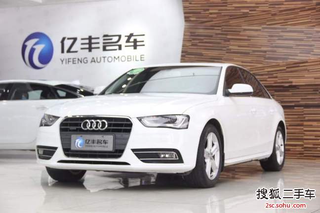 奥迪A4L2015款45 TFSI quattro个性运动型