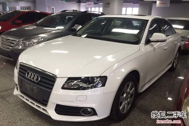 奥迪A4L2010款2.0TFSI 舒适型